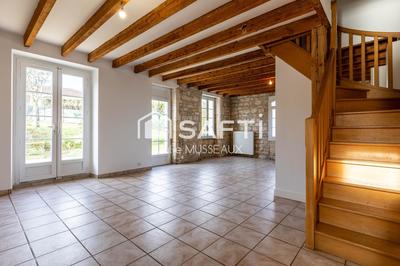 Maison - 95 m² - 5 pièces