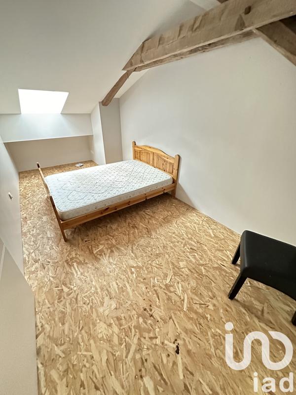 Maison - 270 m² - 11 pièces