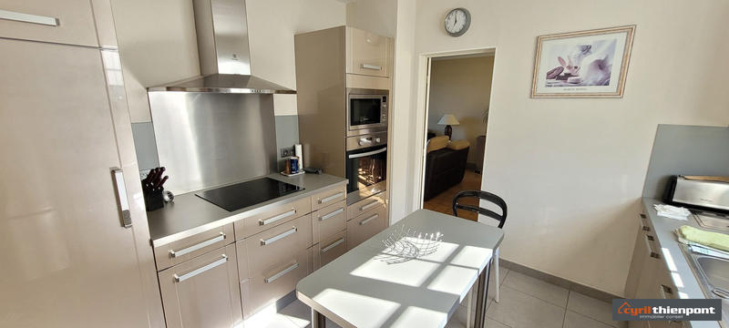 Maison - 140 m² - 6 pièces