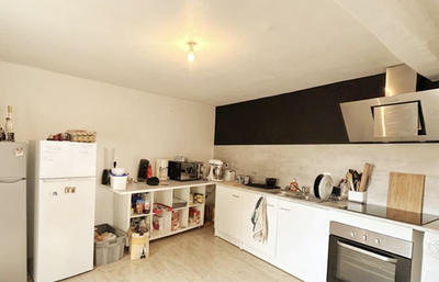 Local commercial - 241 m² - 6 pièces