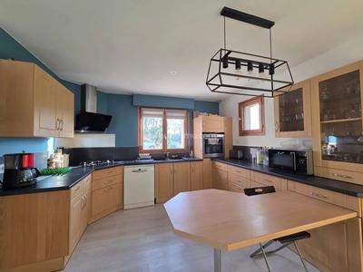 Maison - 128 m² - 6 pièces