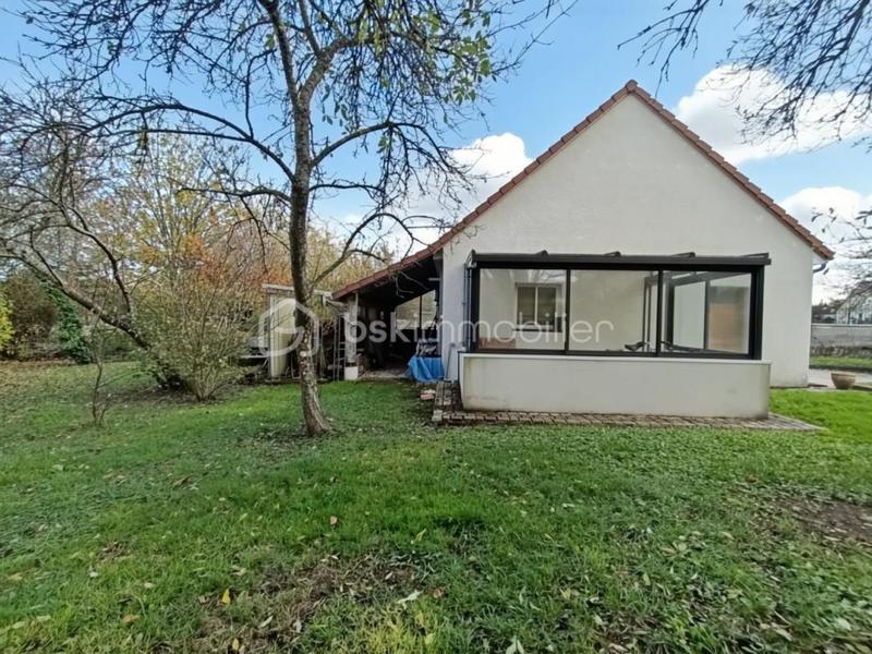 Maison traditionnelle - 166 m² - 5 pièces