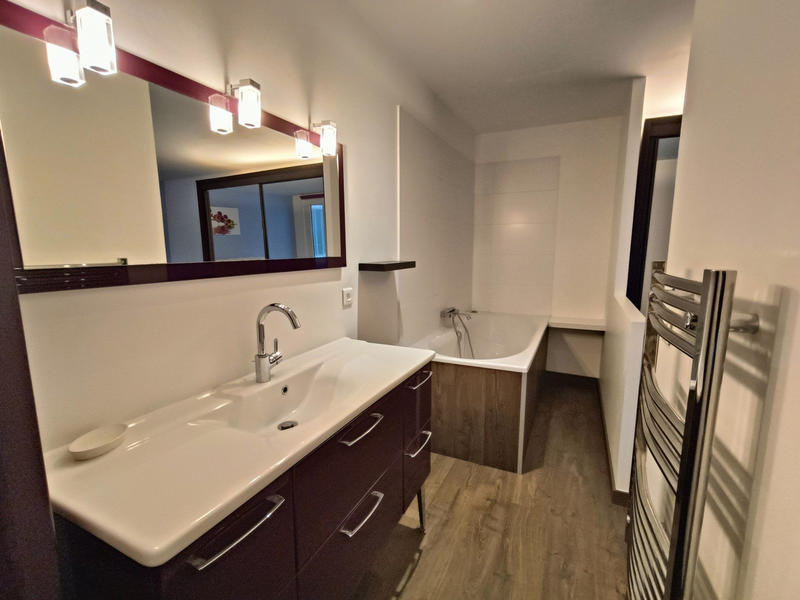 Appartement - 109 m² - 3 pièces