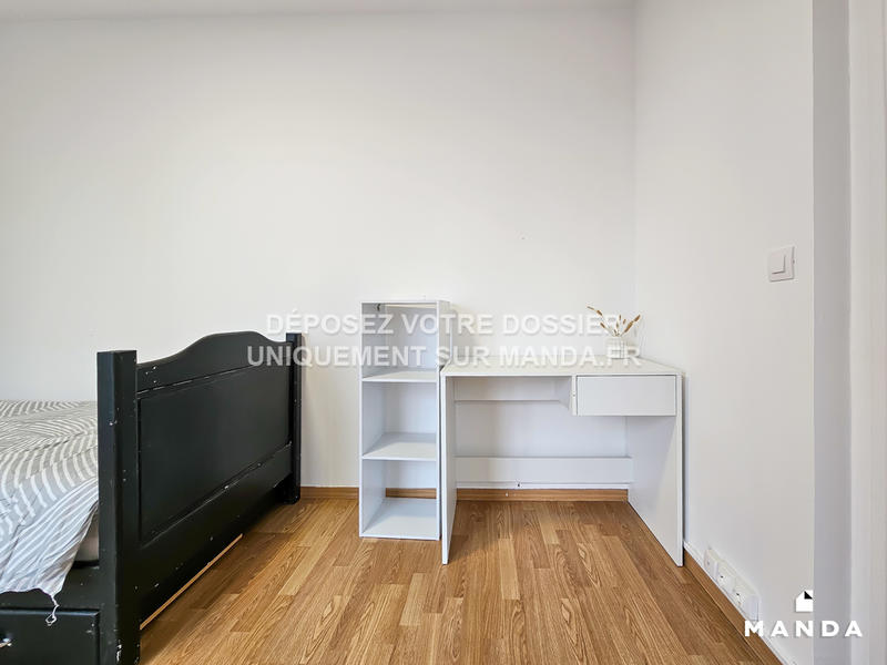 Chambre - 10 m² - 4 pièces