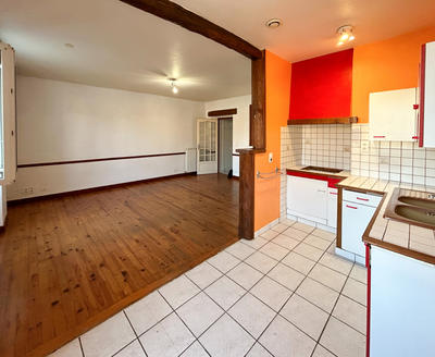 Maison - 90 m² - 4 pièces