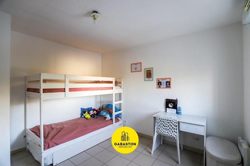 Appartement - 79 m² - 4 pièces