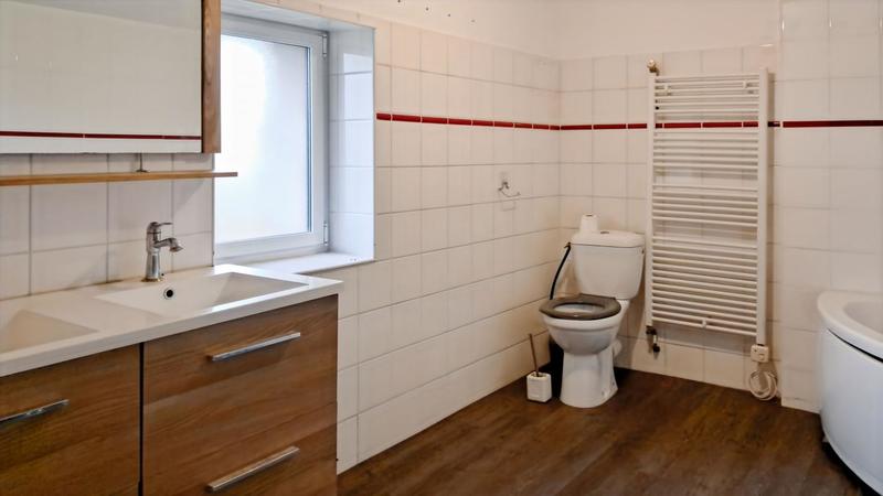 Propriété - 280 m² - 8 pièces