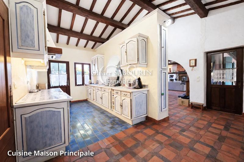 Bastide - 422 m² - 13 pièces