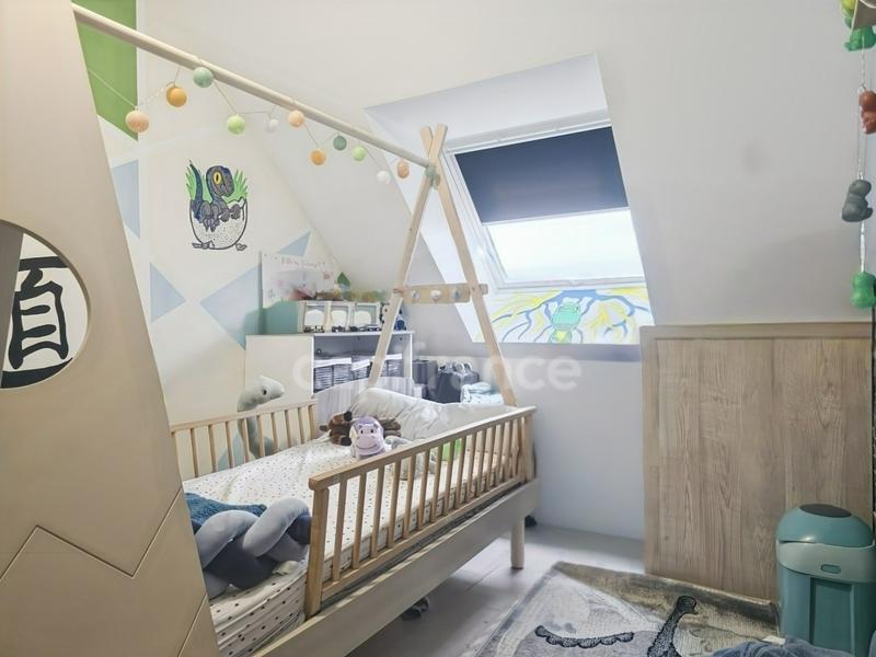 Pavillon - 160 m² - 7 pièces