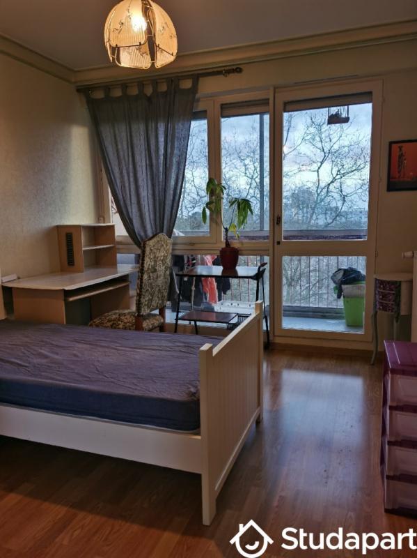 Chambre - 9 m² - 1 pièce