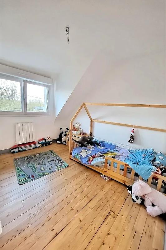 Maison - 162 m² - 8 pièces