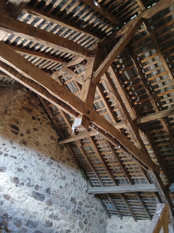 Maison - 1 800 m² - 1 pièce