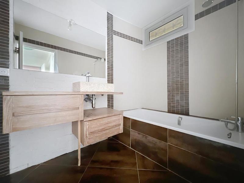 Appartement - 76 m² - 3 pièces