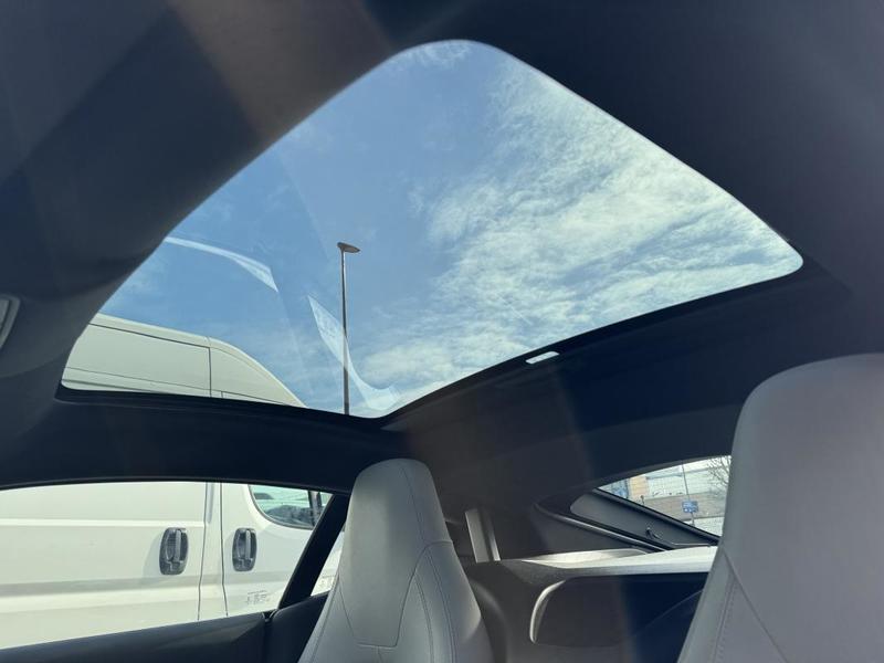 Jaguar F-Type 3.0 V6 380ch s Toit Pano Meridian Pas de Malus