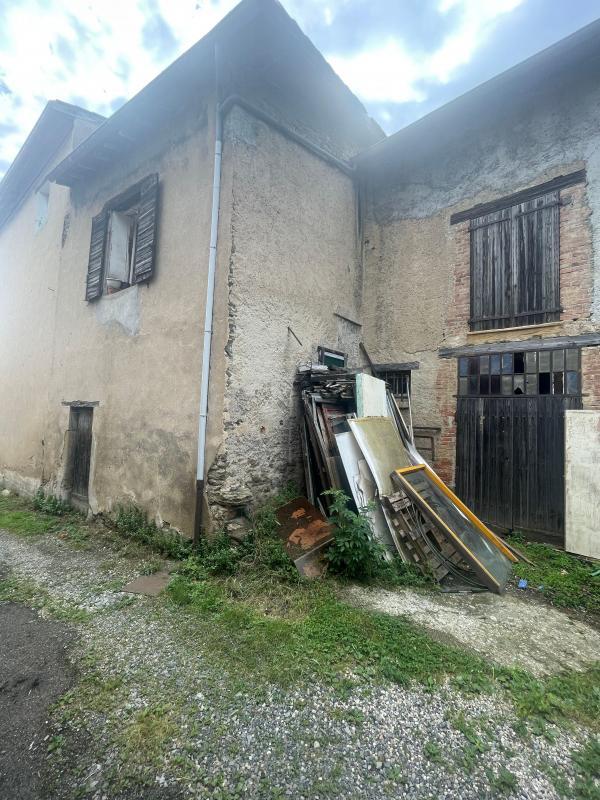 Maison - 300 m² - 9 pièces