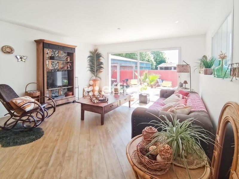 Maison - 85 m² - 4 pièces