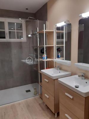 Maison traditionnelle - 134 m² - 6 pièces