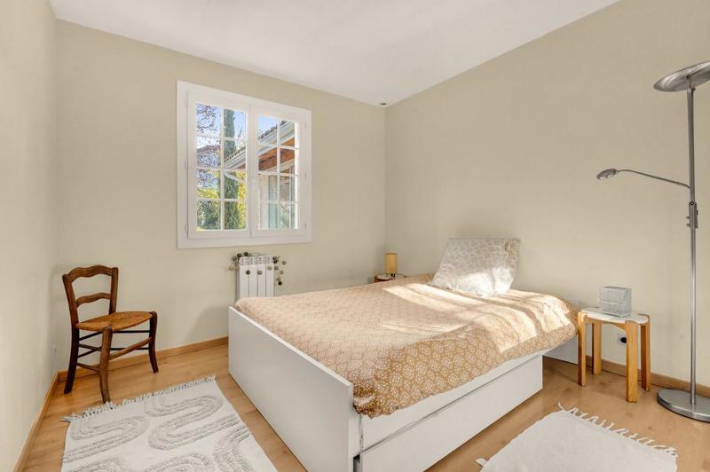 Maison - 186 m² - 5 pièces