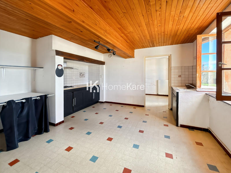 Maison - 185 m² - 6 pièces