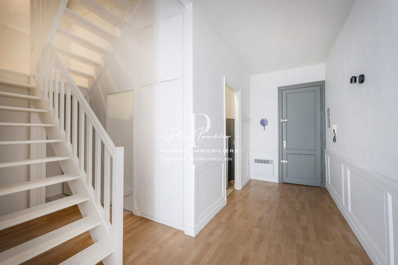 Appartement - 104 m² - 4 pièces