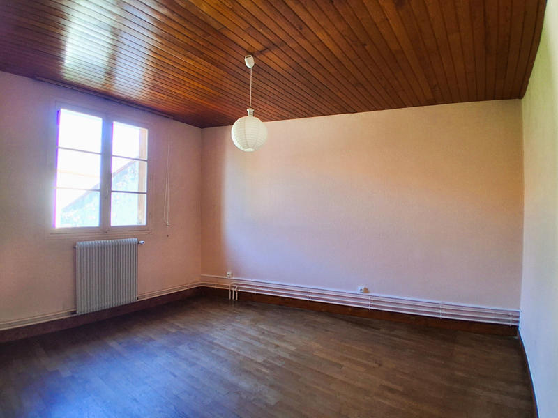 Maison - 143 m² - 5 pièces