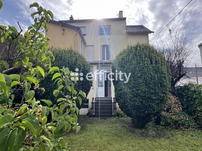 Appartement - 103 m² - 5 pièces