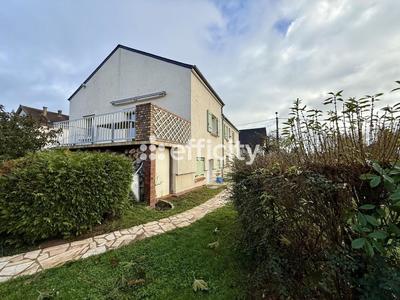 Maison - 126 m² - 6 pièces