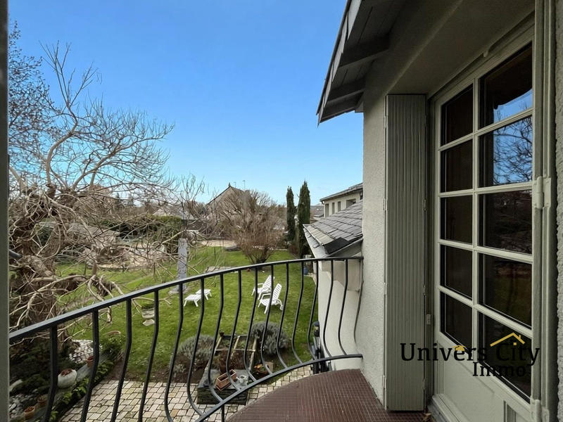 Maison ancienne - 227 m² - 8 pièces