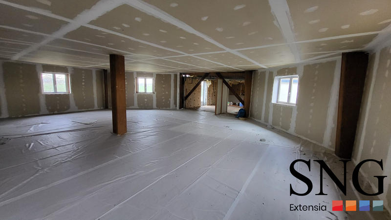 Bureau - 707 m² - 4 pièces