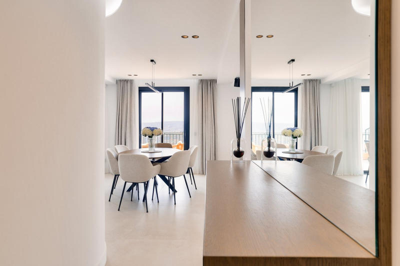 Appartement - 90 m² - 4 pièces