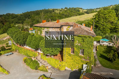 Château - 669 m² - 15 pièces