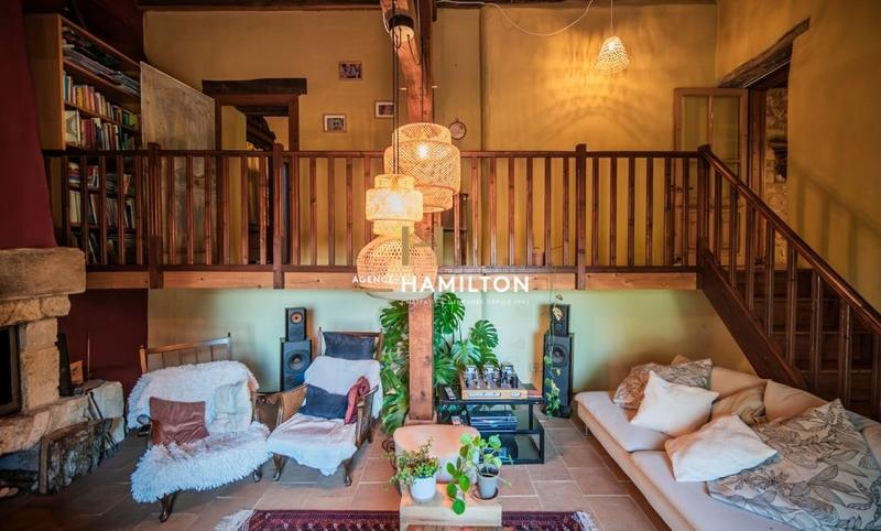 Longère - 217 m² - 8 pièces