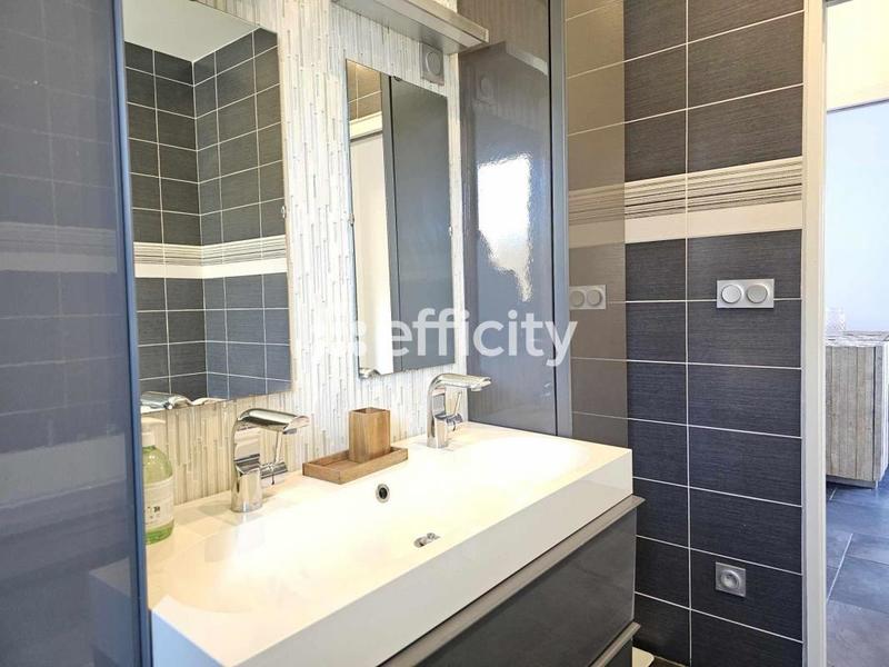 Maison - 145 m² - 4 pièces