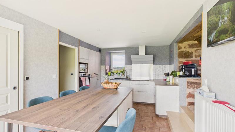 Propriété - 165 m² - 6 pièces