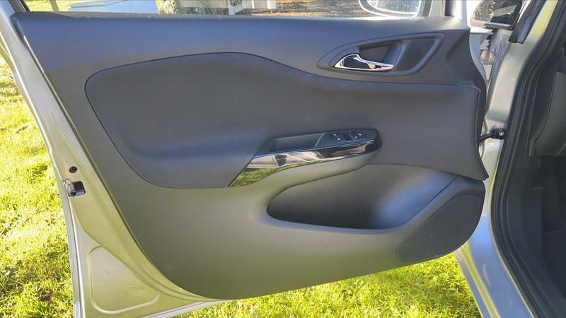 Opel Corsa V 1.4i 90 Enjoy