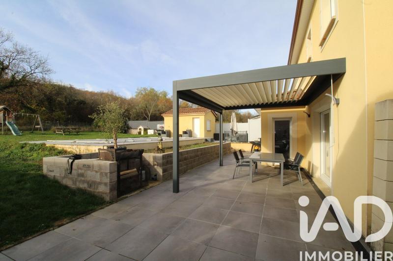 Maison - 180 m² - 7 pièces