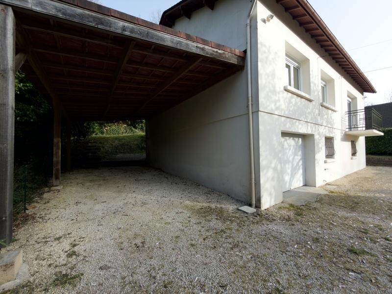 Maison - 84 m² - 4 pièces