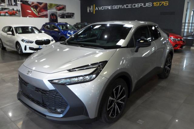 Toyota c-Hr Hybride 140 Design Business