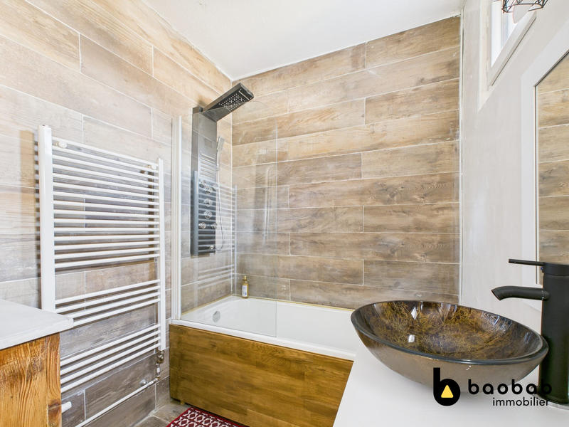 Maison - 136 m² - 5 pièces