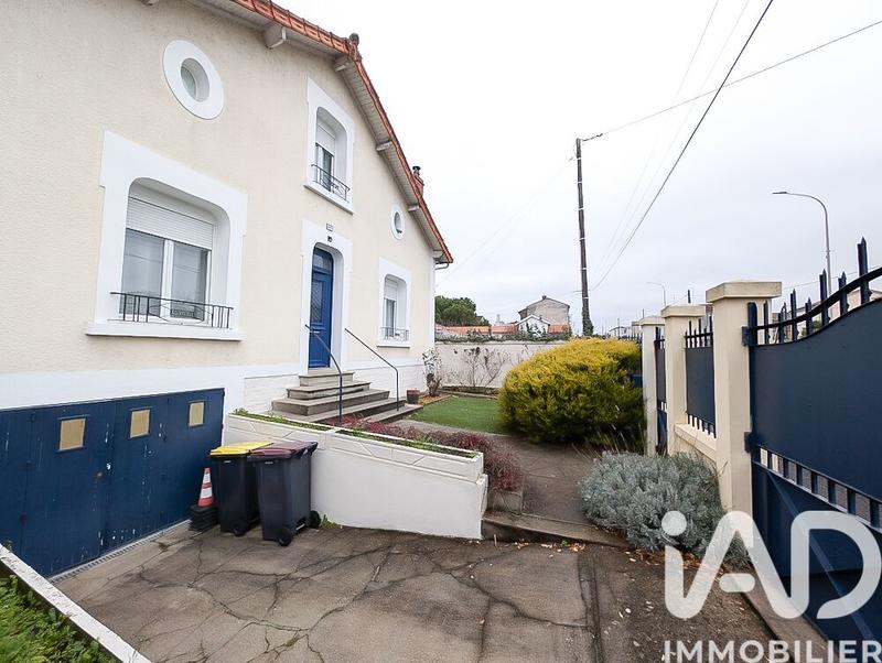 Maison - 121 m² - 6 pièces