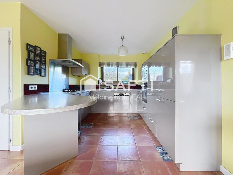 Maison - 128 m² - 4 pièces