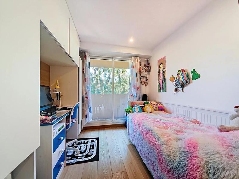 Appartement - 85 m² - 3 pièces