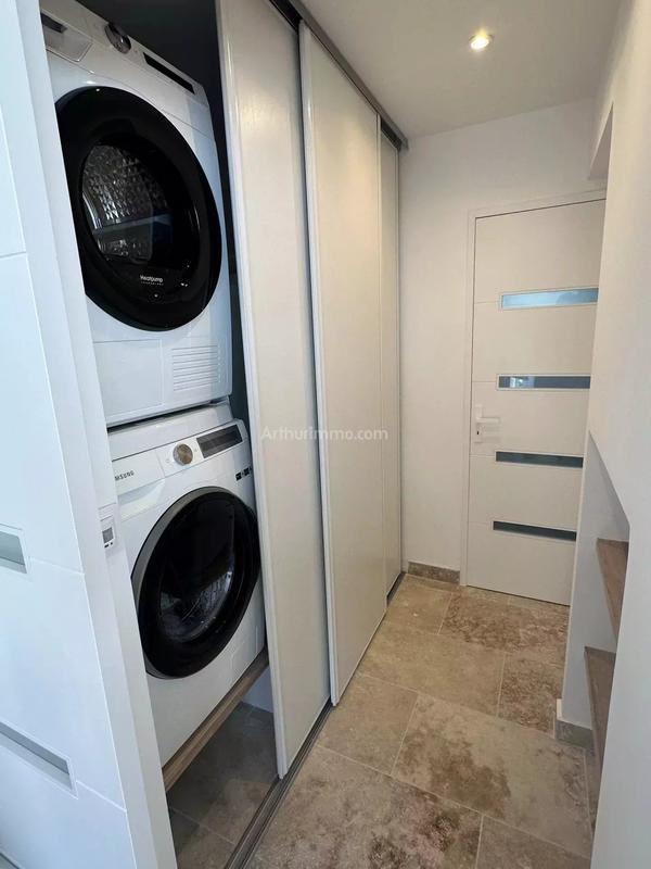 Appartement - 98 m² - 3 pièces