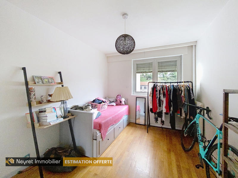 Appartement - 125 m² - 5 pièces