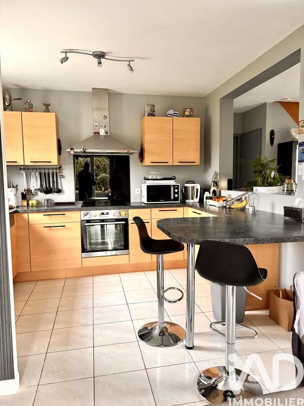 Maison - 95 m² - 6 pièces