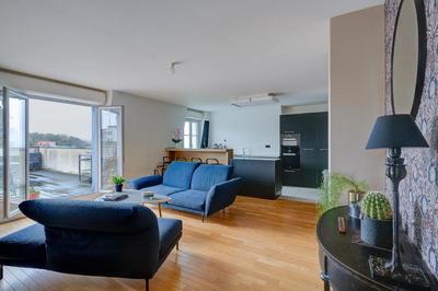 Appartement - 125 m² - 5 pièces