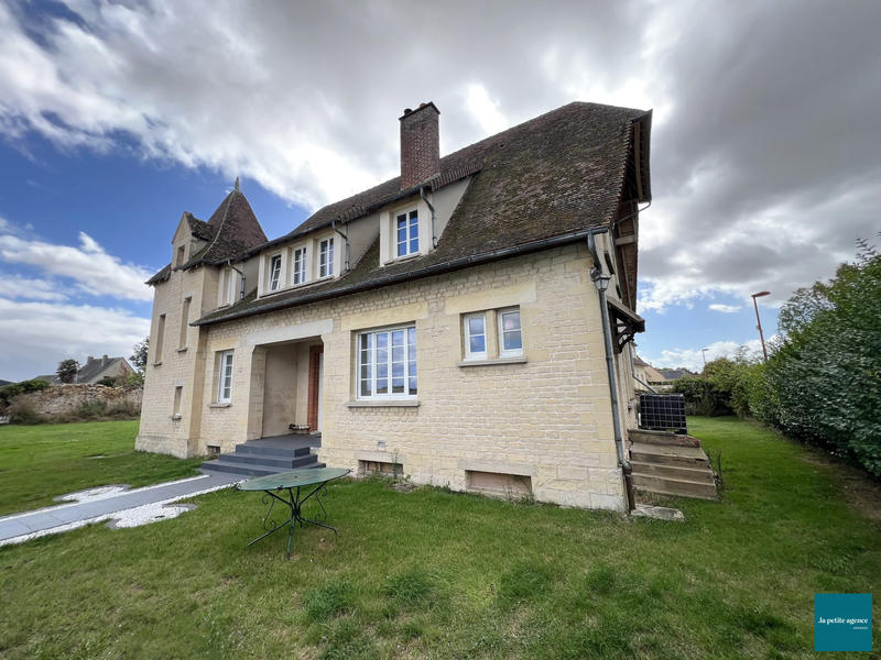 Maison - 185 m² - 7 pièces