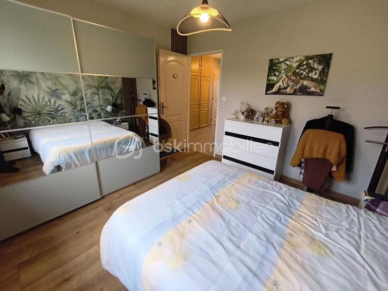 Pavillon - 114 m² - 6 pièces