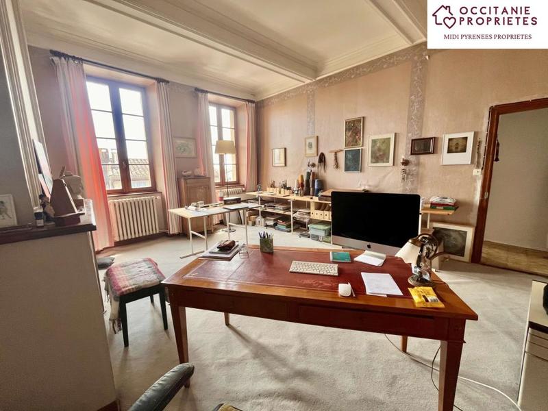 Maison de village - 237 m² - 9 pièces