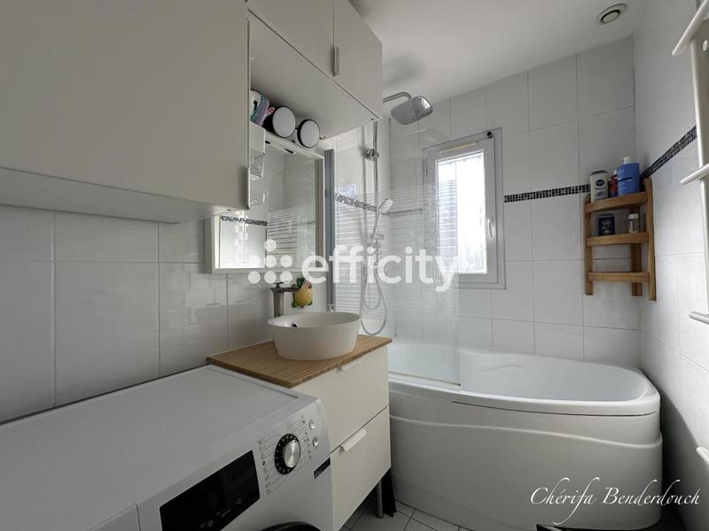 Appartement ancien - 65 m² - 3 pièces